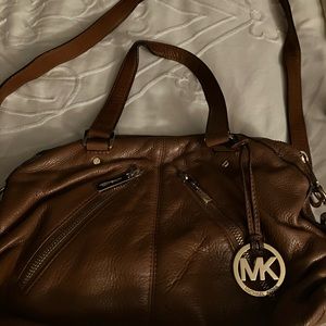 Michael kors medium size bag